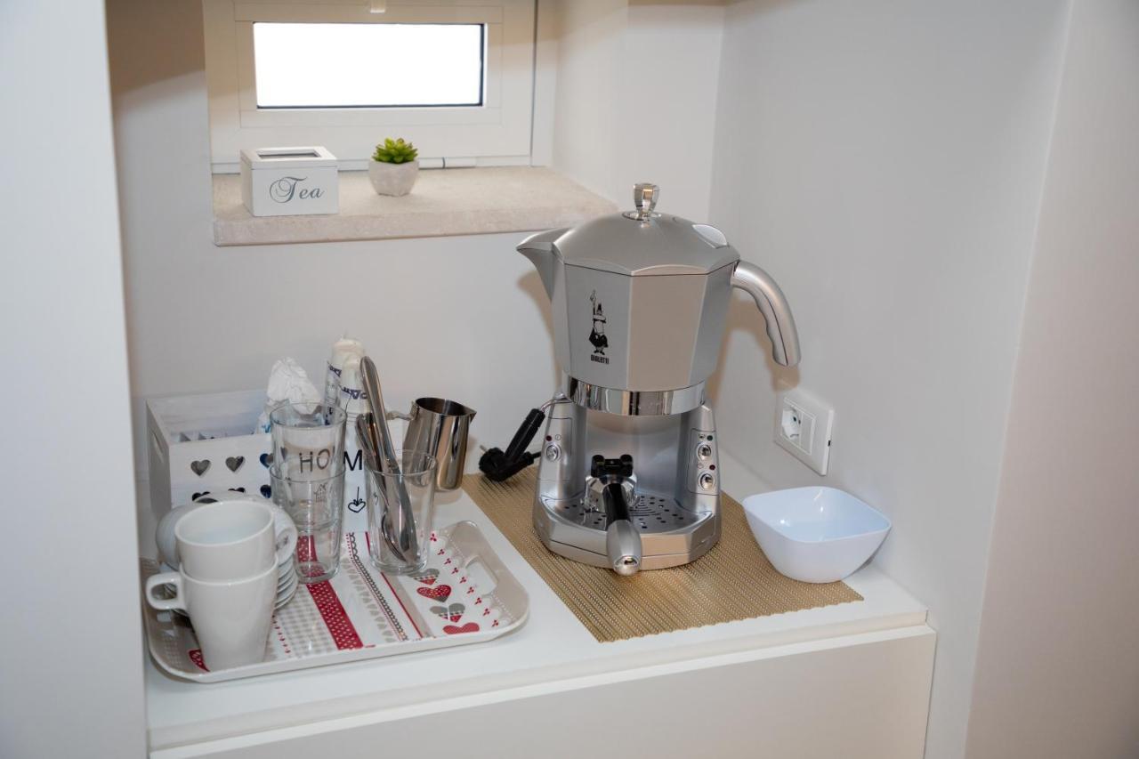 Aqua - Letto E Colazione Bed & Breakfast อัคควาวิวา เดลเล ฟอนติ ภายนอก รูปภาพ
